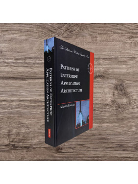 Patterns of Enterprise Application Architecture. Martin Fowler